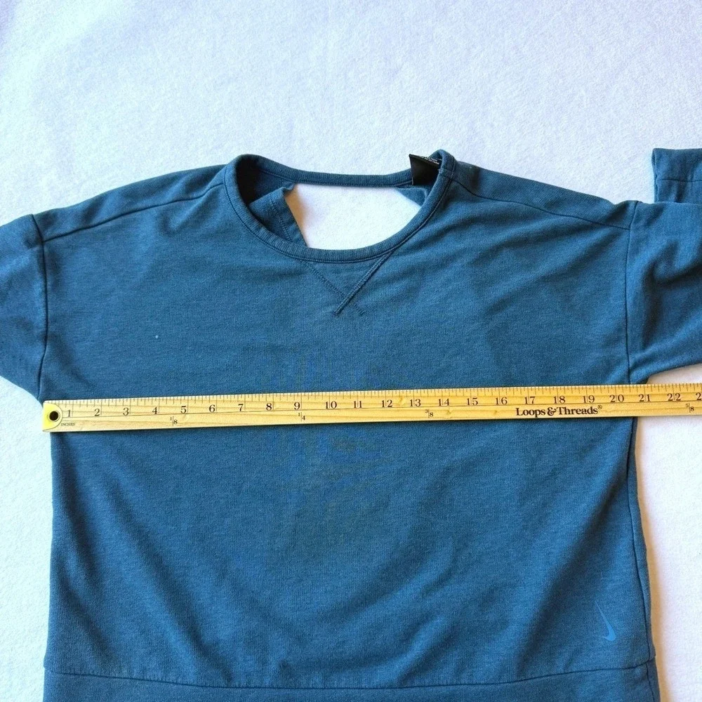 Nike Dri Fit Yoga Wrap Front Open Back Pullover Teal Blue Size M‎